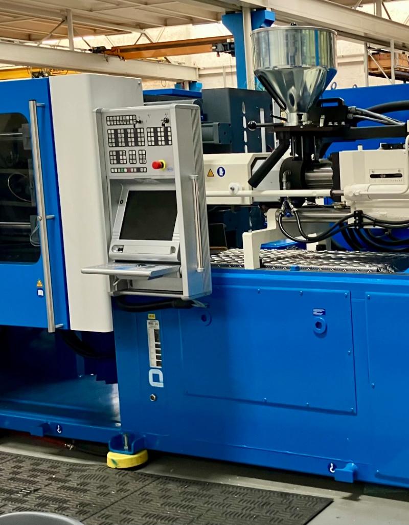 injection moulding machine-SynErgy 800-230 1